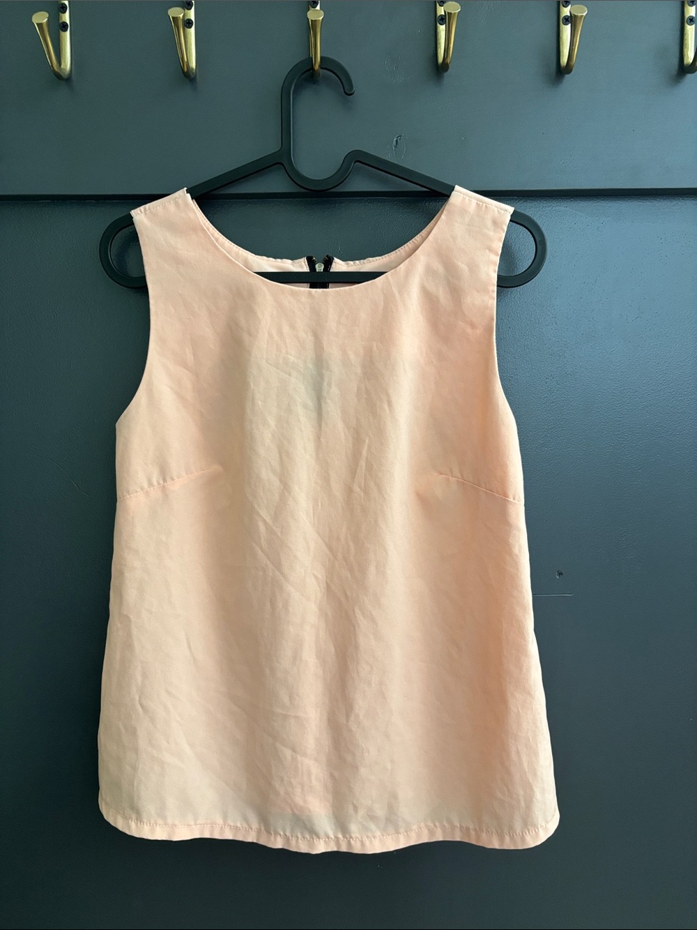 Dolly Peach Sleeveless Crewneck Camisole